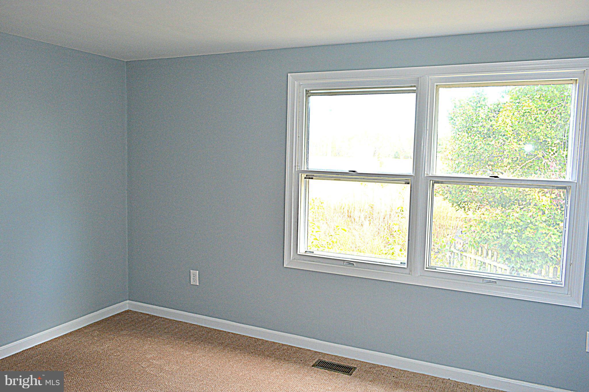 2085 Crouse Mill Road Taneytown, MD 21787 - Photo 10 of 19 a room that has a window