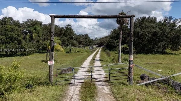 $889,000 | 7339 Highway 27, Moore Haven, FL 33471