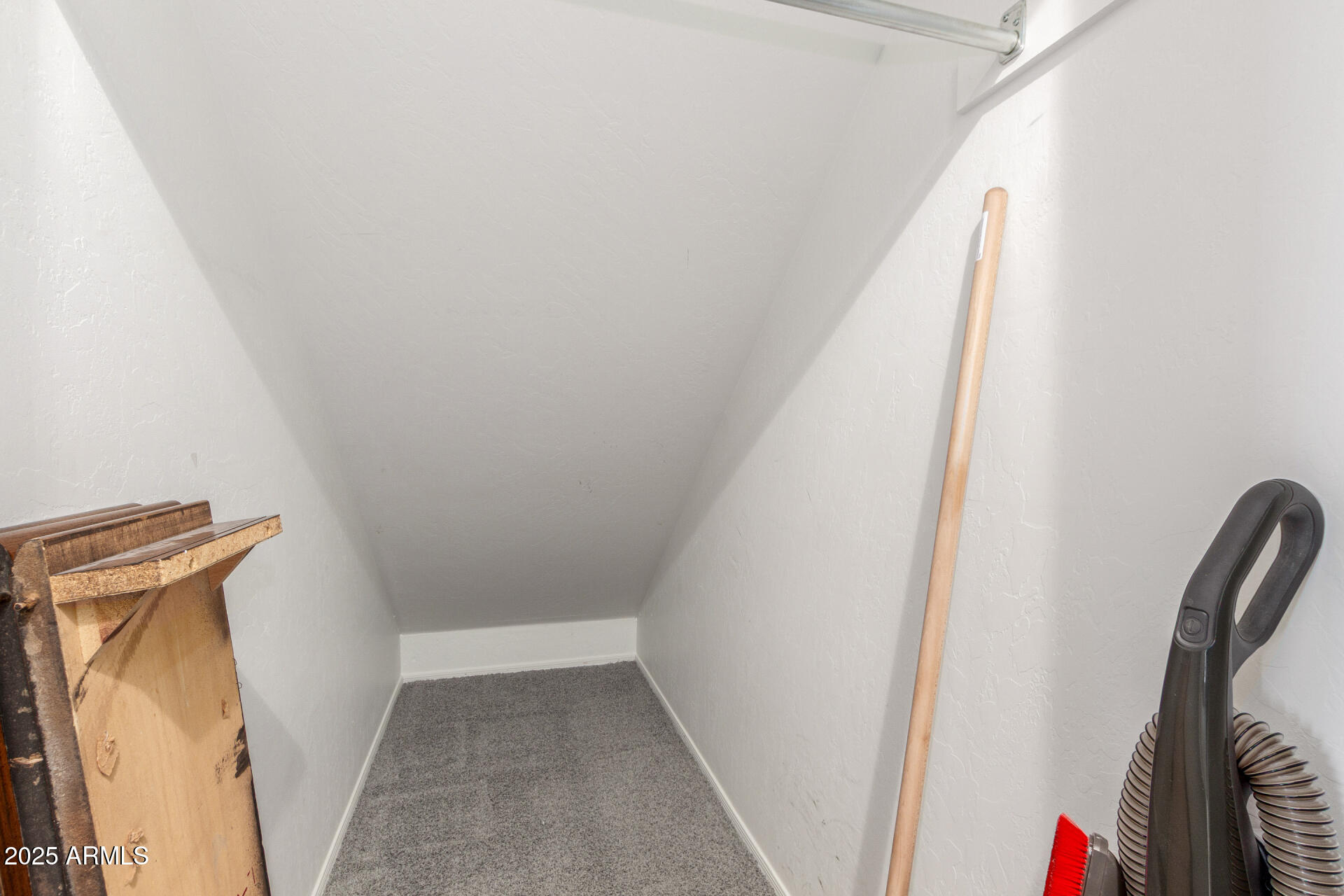 1111 South Sandstone Street Gilbert, AZ 85296 - Photo 31 of 59 32 Sandstone