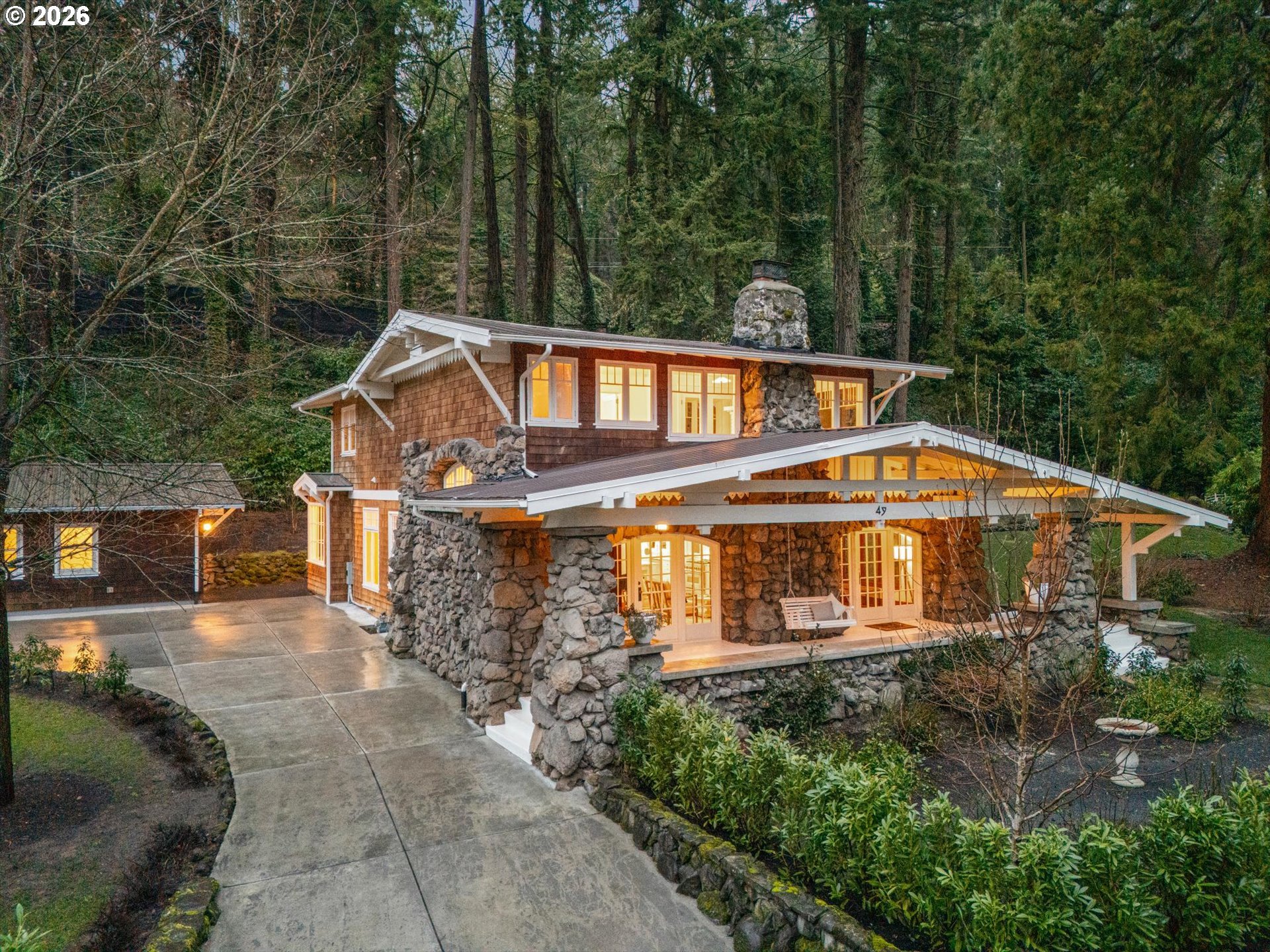 49 Southwest Briarwood Road Lake Oswego, OR 97034 - Photo 1 of 48 Exterior
