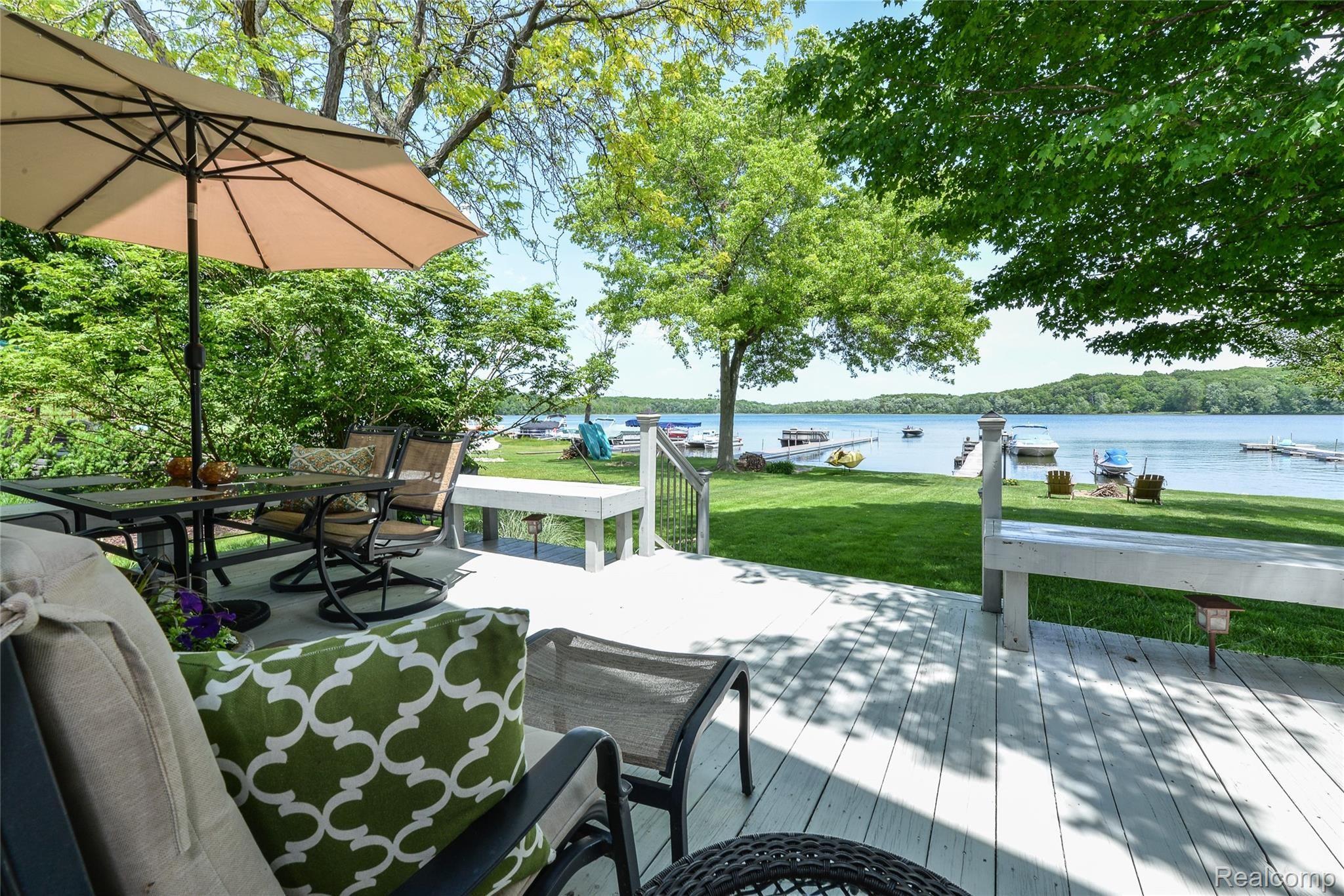 3622 Badger Road Gregory, MI 48137 - Photo 8 of 38 DSC_9007.jpg