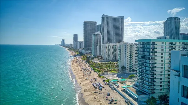 $4,200 | 3725 South Ocean Drive, Unit 1610, Hollywood, FL 33019