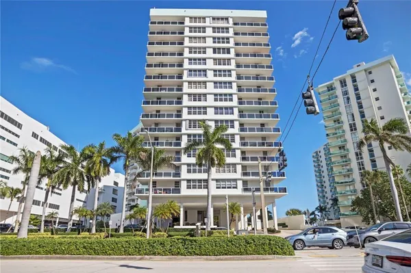 $4,200 | 3725 South Ocean Drive, Unit 1610, Hollywood, FL 33019