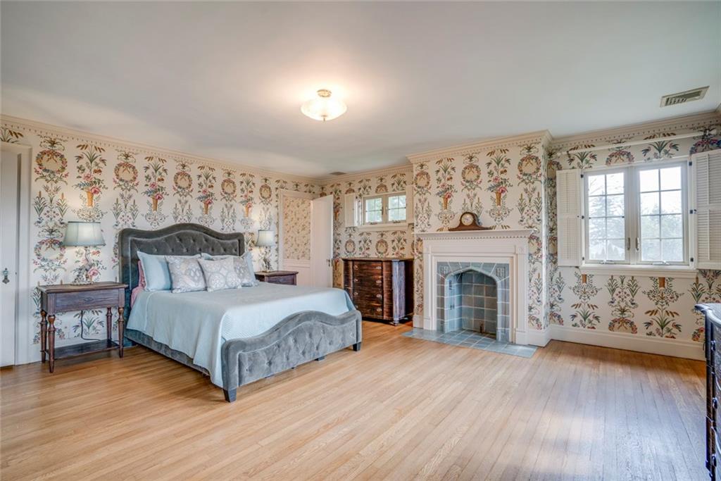 4470 Brownsville Road Pittsburgh, PA 15236 - Photo 11 of 25