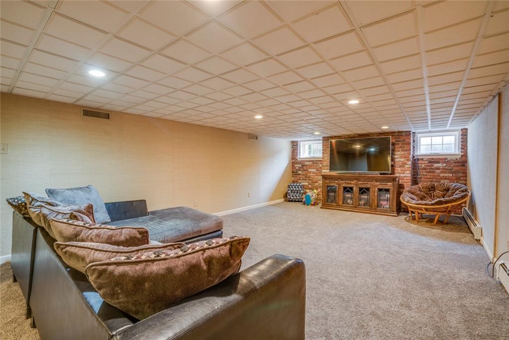 4470 Brownsville Road Pittsburgh, PA 15236 - Photo 20 of 25