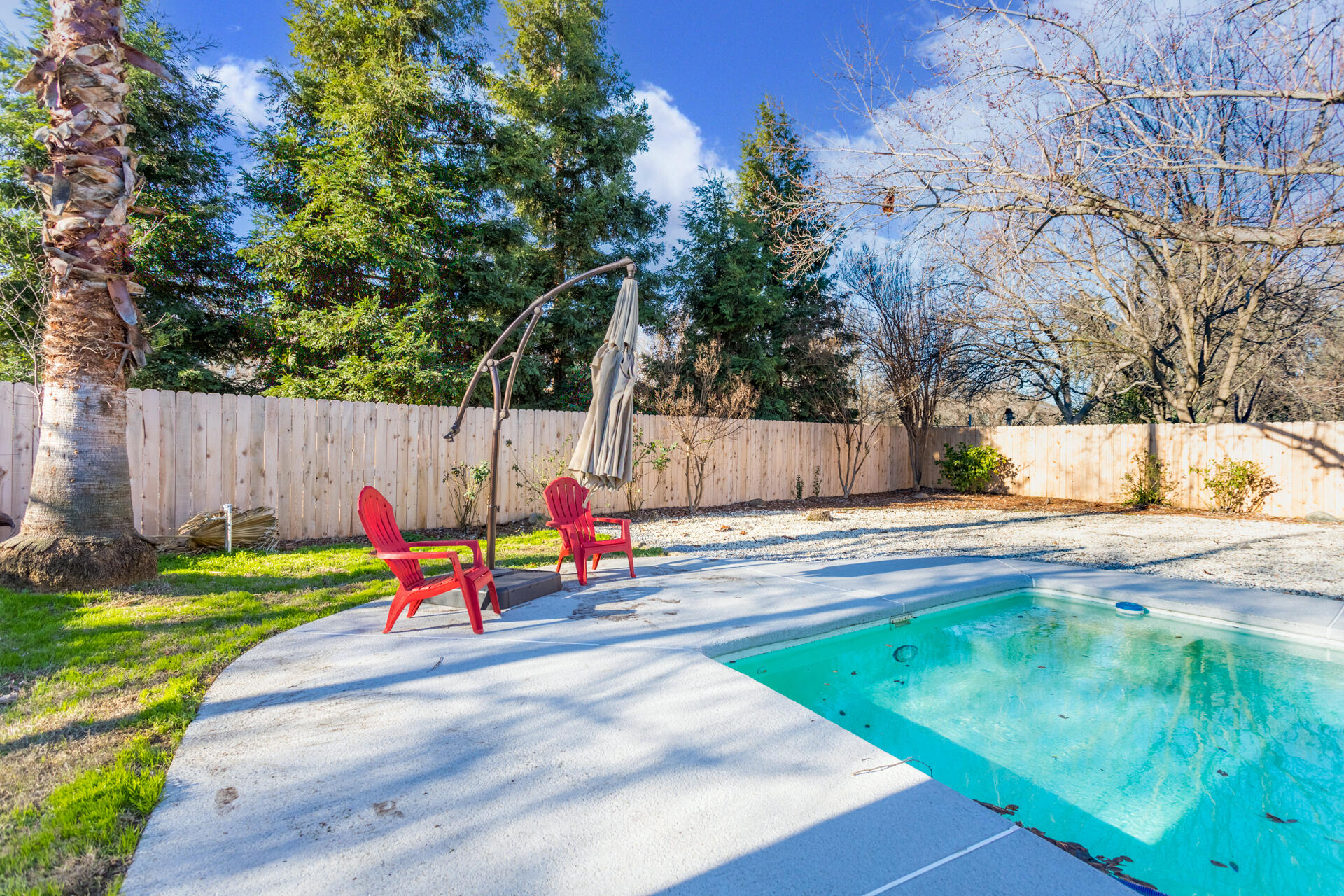 6582 Hemlock Street Redding, CA 96001 - Photo 29 of 35 a park view with a seating space
