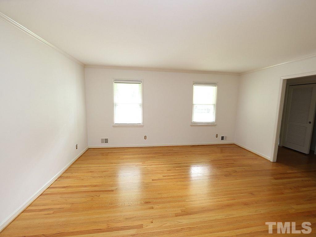 1013 Winona Road Raleigh, NC 27609 - Photo 3 of 9