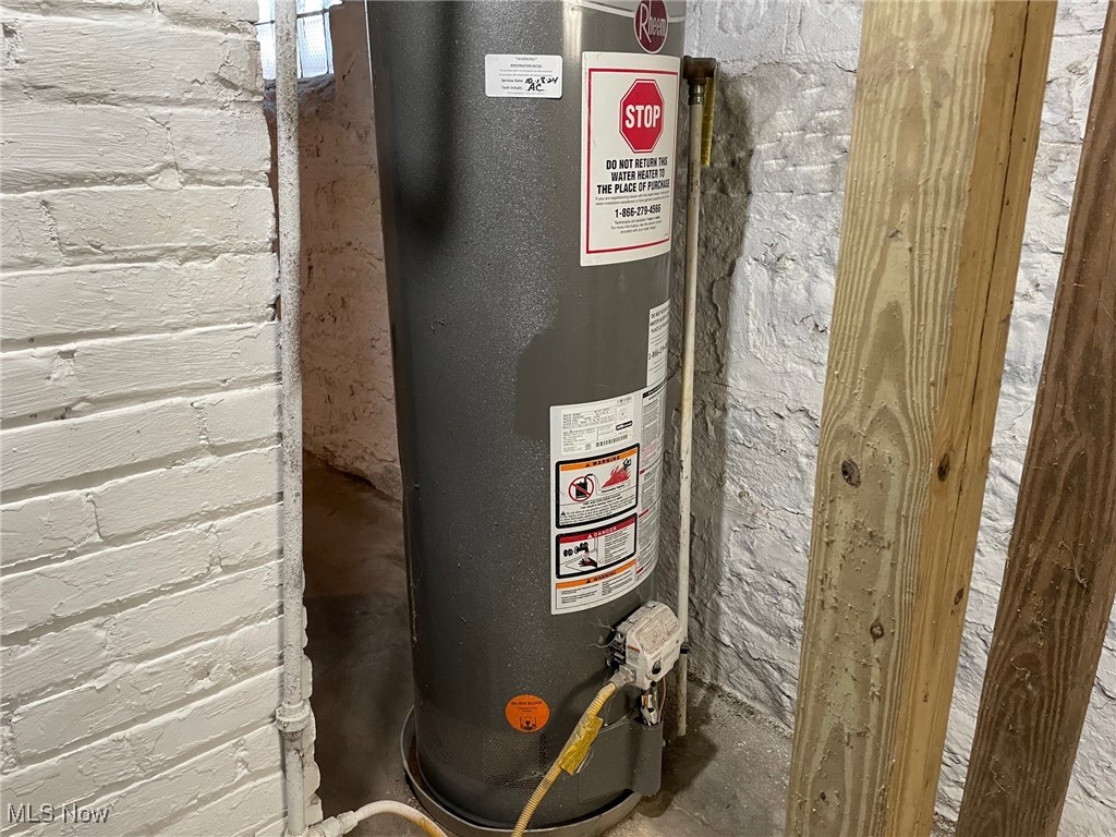 494 Eddy Road Cleveland, OH 44108 - Photo 41 of 47 Hot water heater