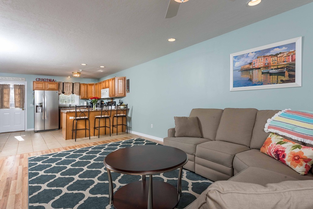 7 Finch Road, Unit 3 Raynham, MA 02767 - Photo 4 of 16 Gallery Image 4