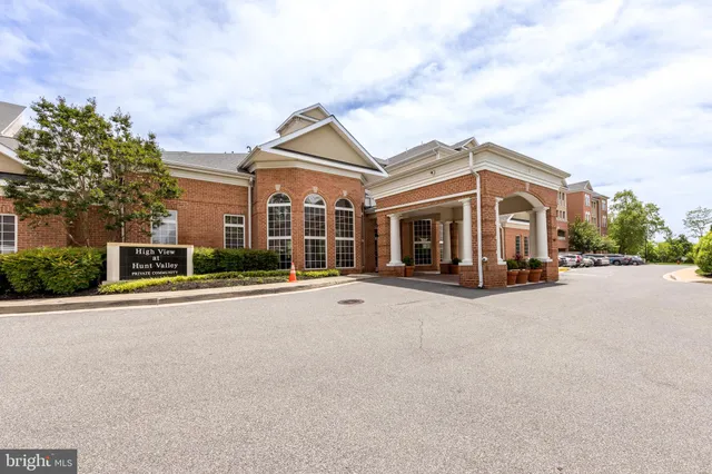 $370,000 | 400 Symphony Circle, Unit 424G, Cockeysville, MD 21030