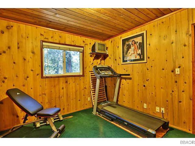 25925 Ranger Drive Lake Arrowhead, CA 92391 - Photo 17 of 26