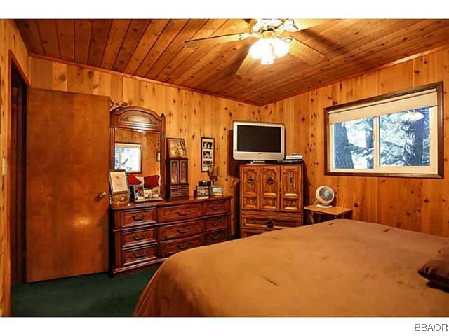 25925 Ranger Drive Lake Arrowhead, CA 92391 - Photo 19 of 26
