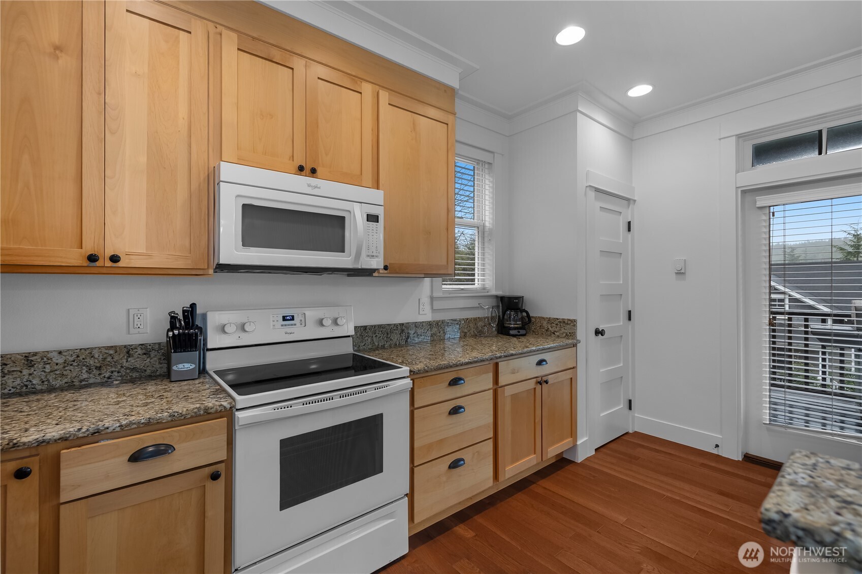 267 Compass Street Pacific Beach, WA 98571 - Photo 9 of 27