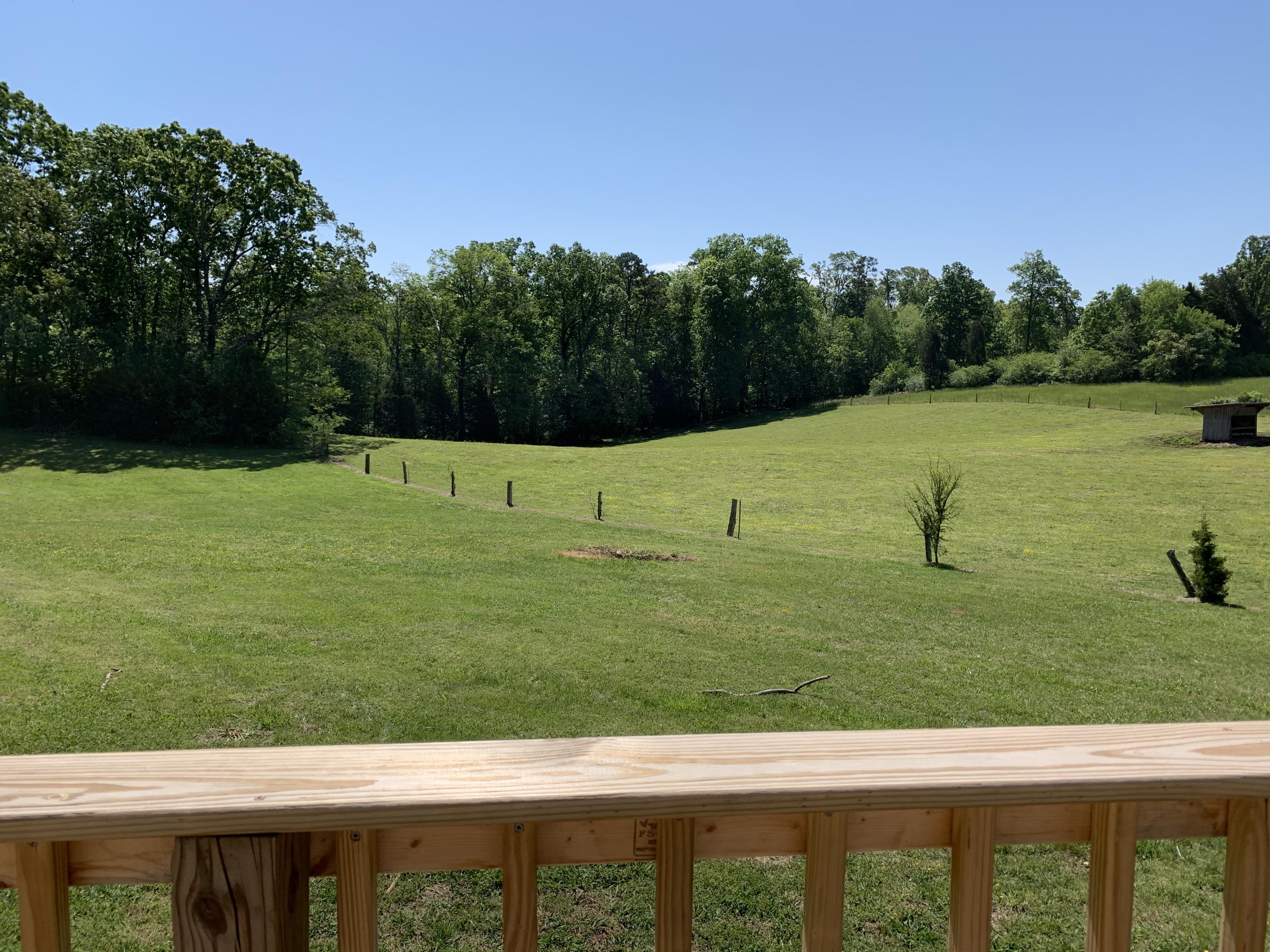 168 Gardner Road Philadelphia, TN 37846 - Photo 8 of 13 55CE659B-AFF3-481A-BD63-766D76B74C82