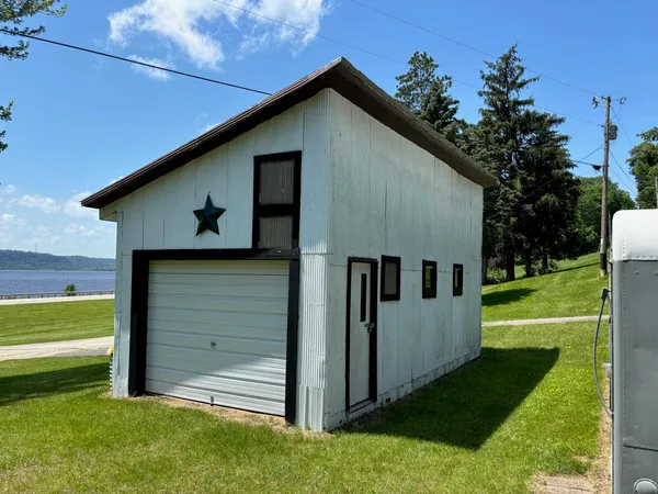 $288,882 | 14435 Fixit Lane, Ferryville, WI 54628