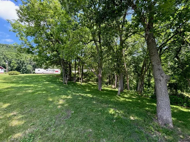 $288,882 | 14435 Fixit Lane, Ferryville, WI 54628