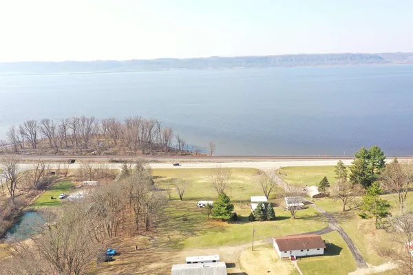 $288,882 | 14435 Fixit Lane, Ferryville, WI 54628