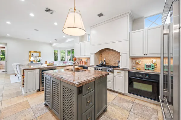 $2,900,000 | 154 Sota Drive, Jupiter, FL 33458