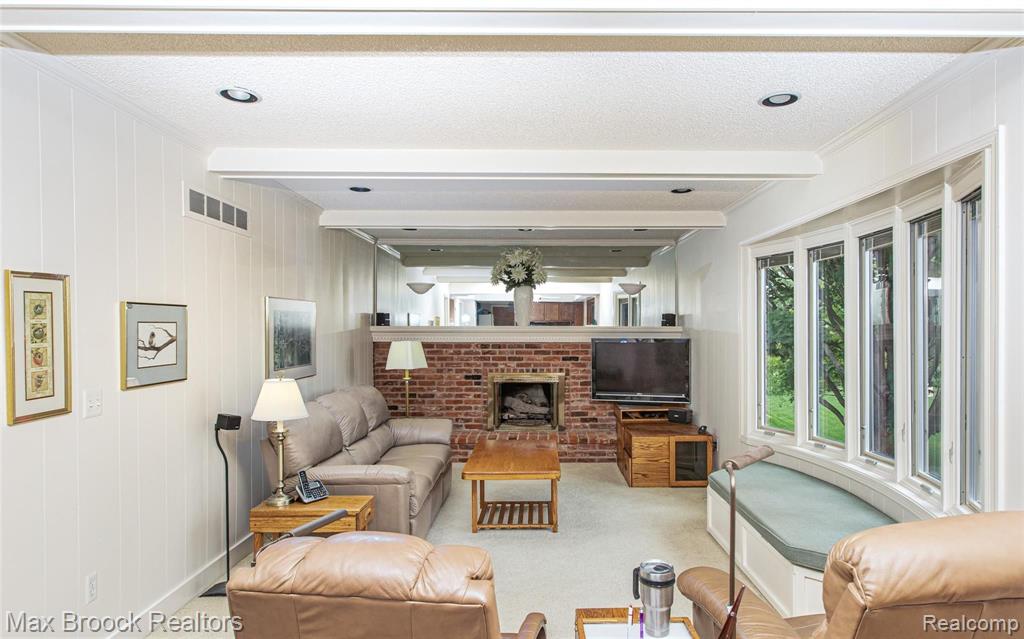 810 Langley Road Rochester Hills, MI 48309 - Photo 18 of 45