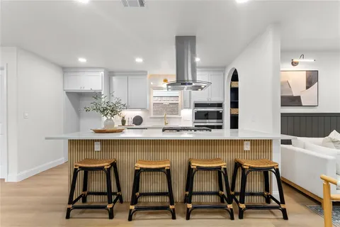 $715,000 | 9110 Westglen Drive, Dallas, TX 75228