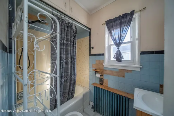 $375,000 | 43 2nd Avenue, Kingston, NY 12401