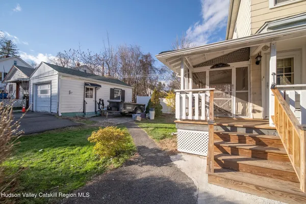 $375,000 | 43 2nd Avenue, Kingston, NY 12401