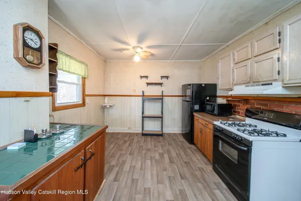 $375,000 | 43 2nd Avenue, Kingston, NY 12401