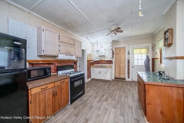 $375,000 | 43 2nd Avenue, Kingston, NY 12401