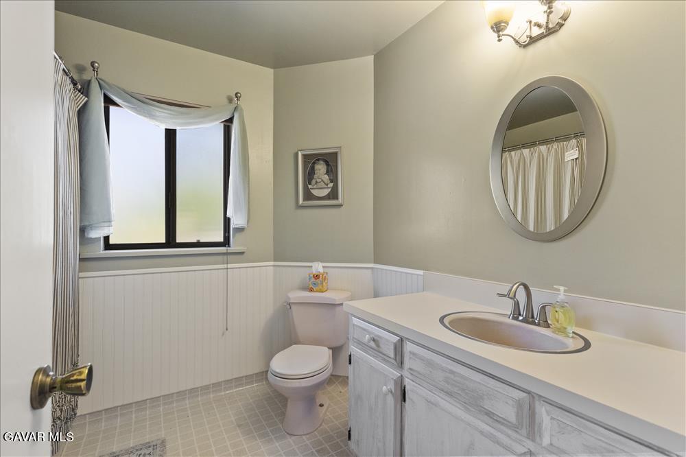 20476 Old Town Road Tehachapi, CA 93561 - Photo 21 of 47 R19