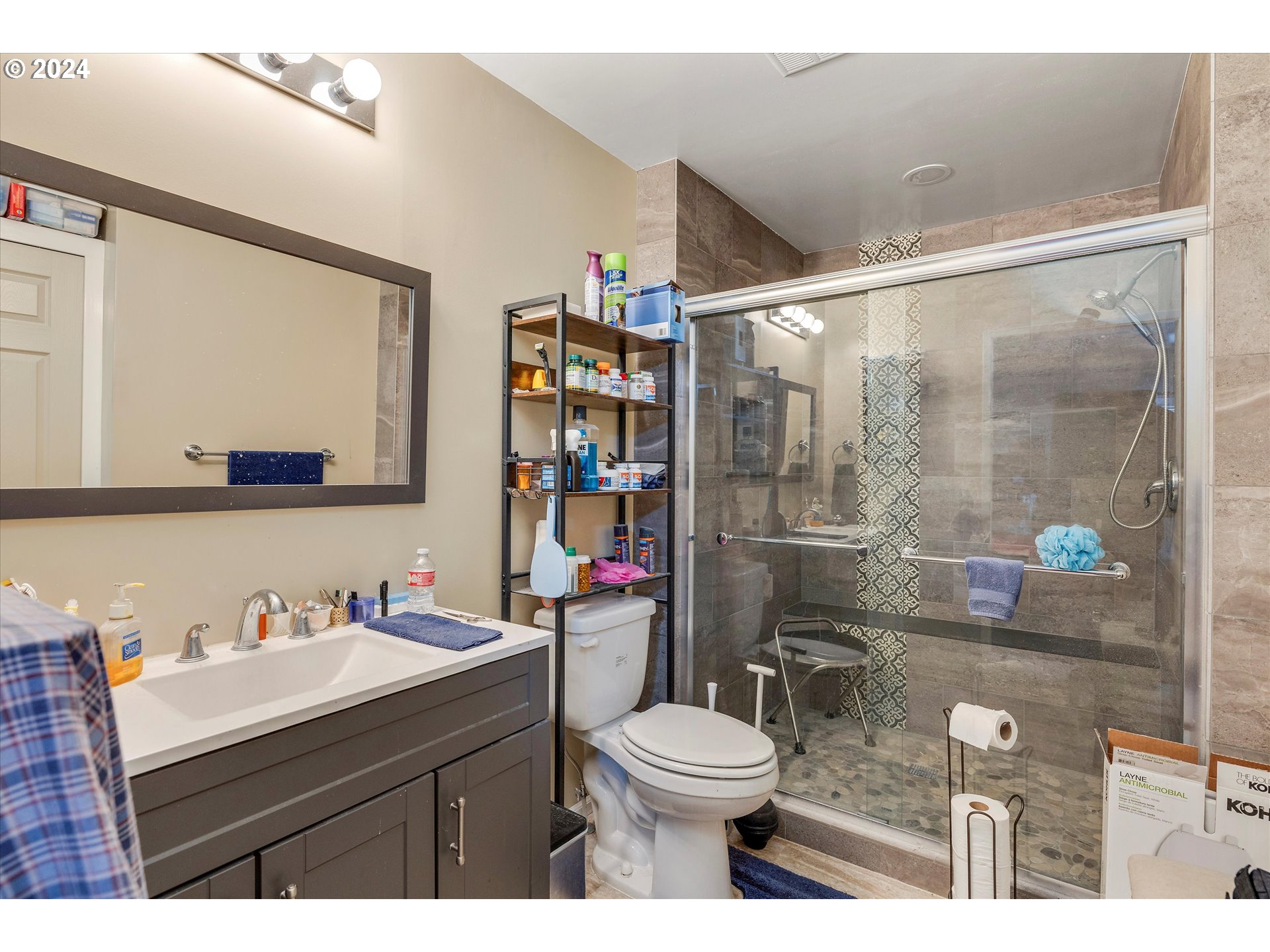 2511 Southeast River Road, Unit 97 Hillsboro, OR 97123 - Photo 9 of 18