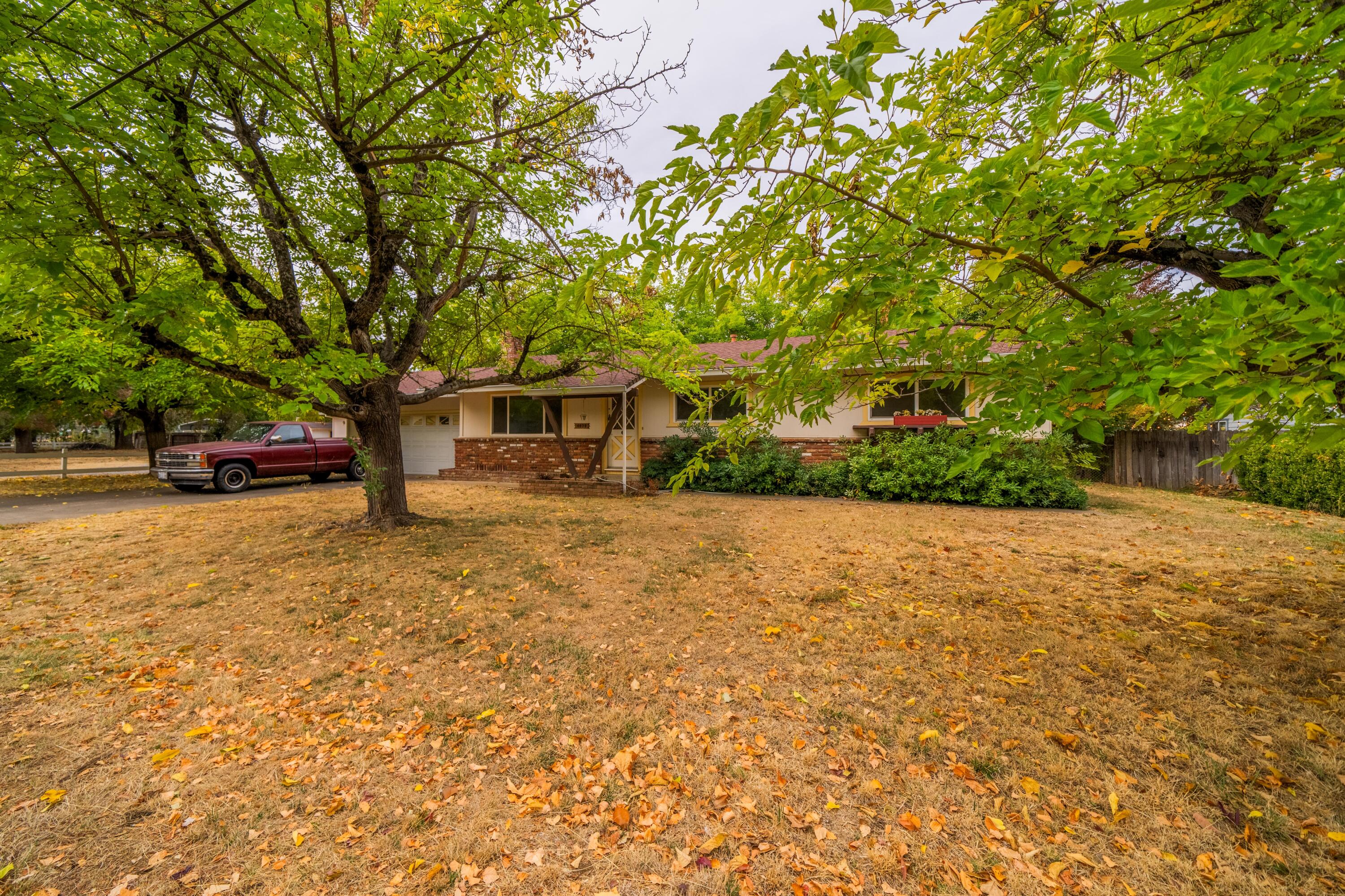 4938 Bidwell Road Redding, CA 96001 - Photo 1 of 32 Front r side