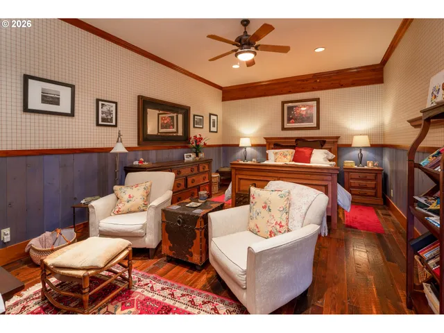 $6,300,000 | 36044 Highway 101, Gold Beach, OR 97444