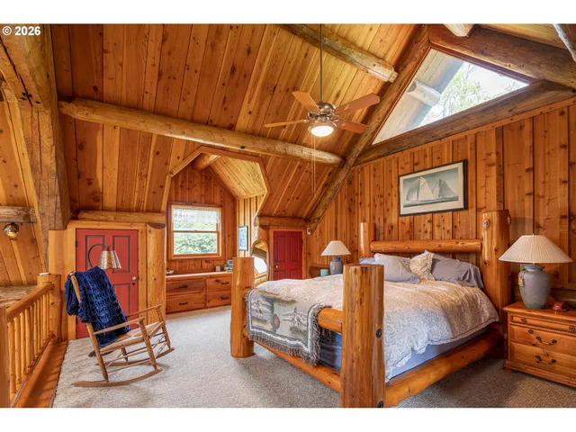 $6,300,000 | 36044 Highway 101, Gold Beach, OR 97444