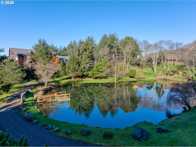 $6,300,000 | 36044 Highway 101, Gold Beach, OR 97444