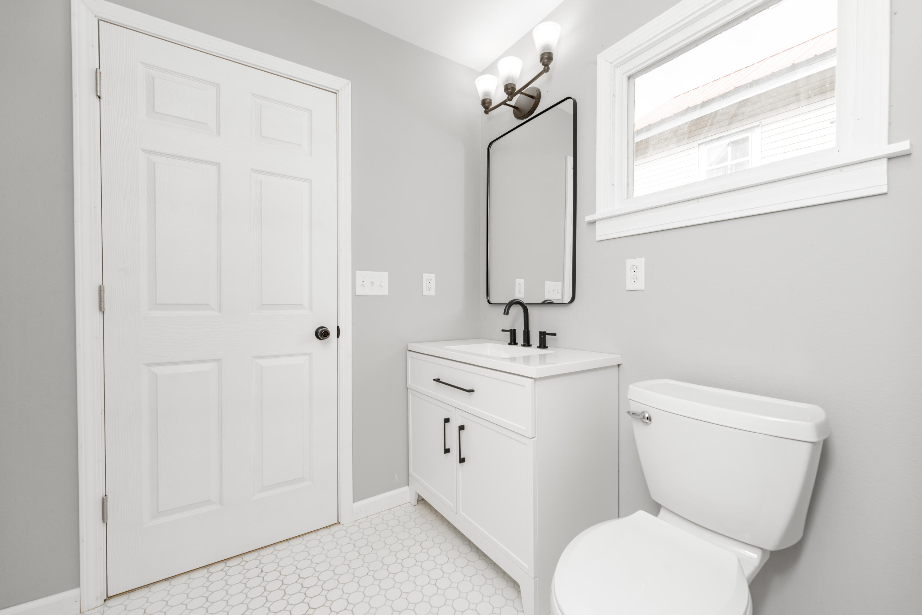 816 River Street Three Rivers, MI 49093 - Photo 12 of 49 DSC02928