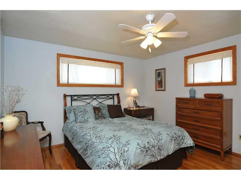 290 Ewings Mill Road Coraopolis, PA 15108 - Photo 11 of 25 Master Bedroom.