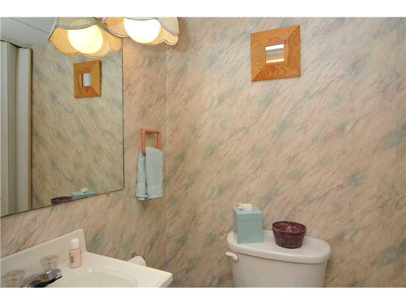 290 Ewings Mill Road Coraopolis, PA 15108 - Photo 18 of 25 Partial Bath.