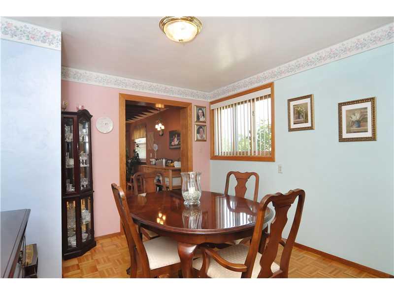 290 Ewings Mill Road Coraopolis, PA 15108 - Photo 5 of 25 Dining Room.