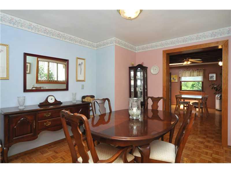 290 Ewings Mill Road Coraopolis, PA 15108 - Photo 6 of 25 Dining Room.