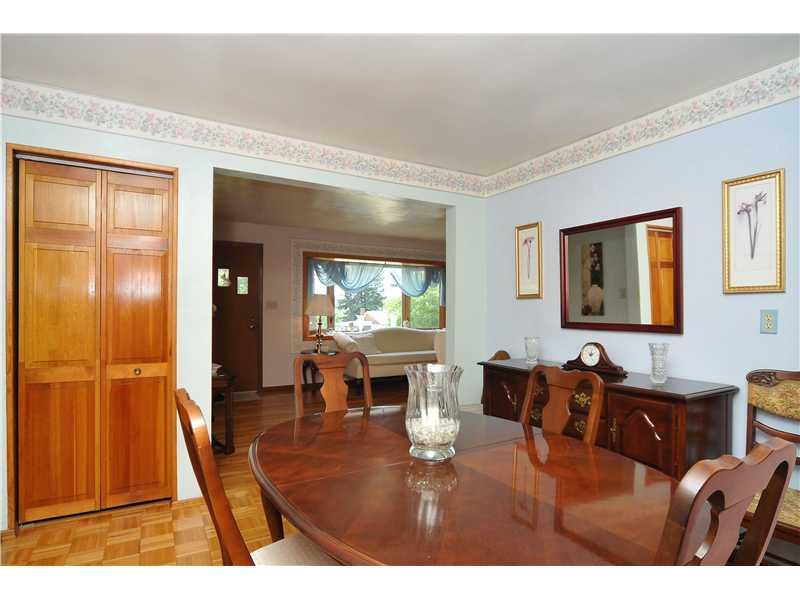 290 Ewings Mill Road Coraopolis, PA 15108 - Photo 7 of 25 Dining Room.