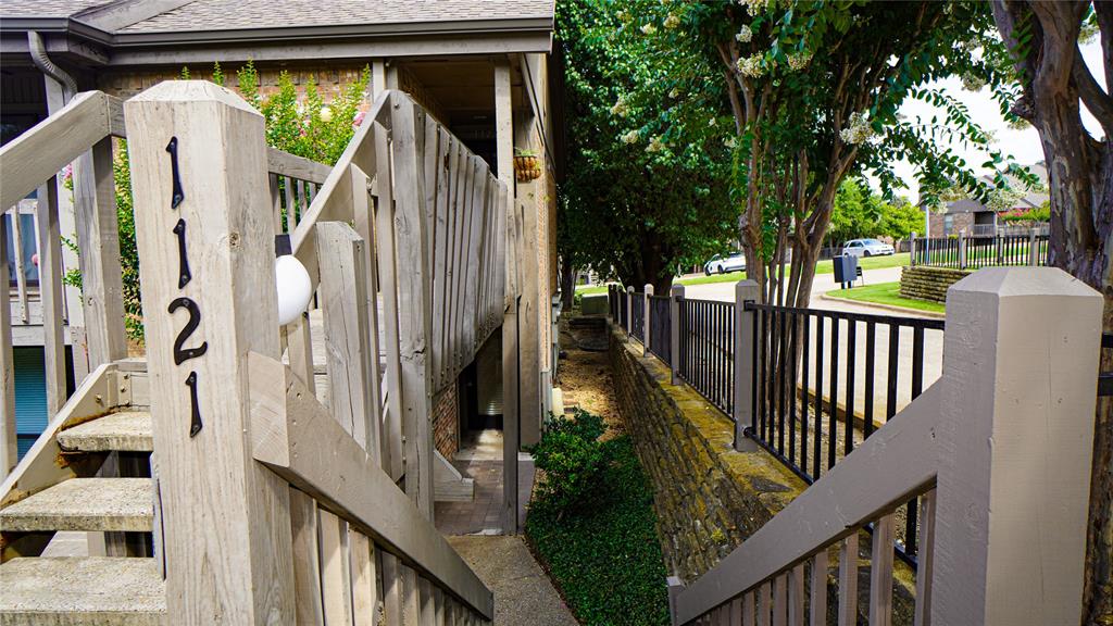 1121 Signal Ridge Place Rockwall, TX 75032 - Photo 2 of 19
