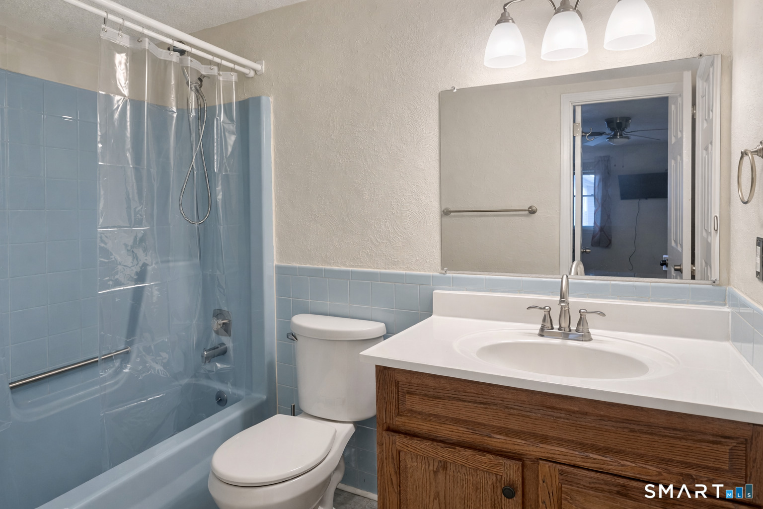 144 East Gate Lane, Unit 144 Hamden, CT 06514 - Photo 26 of 33 a bathroom with a sink toilet and shower