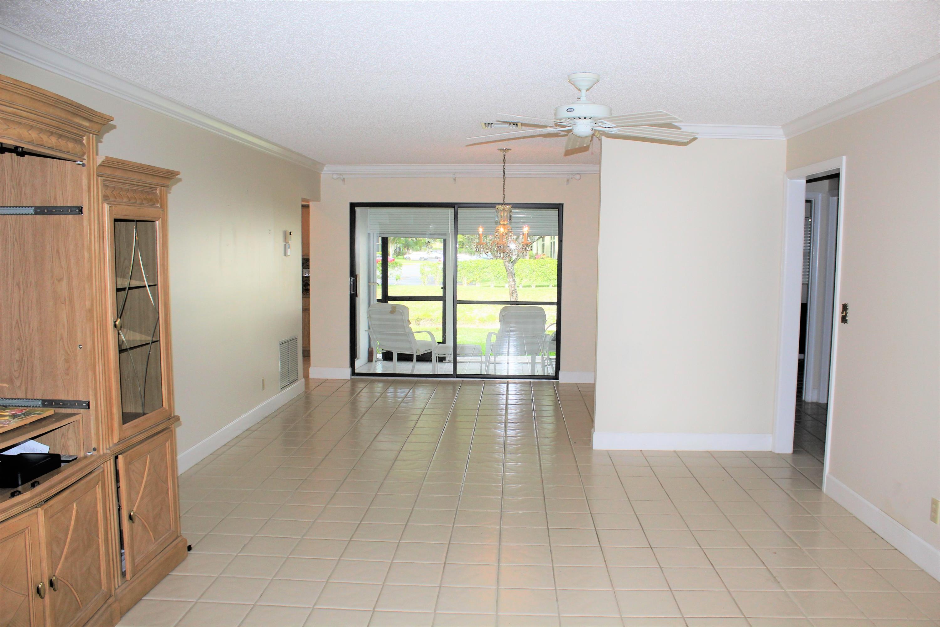 4655 Laurel Tree Road, Unit B Boynton Beach, FL 33436 - Photo 4 of 26 Living Dining Area