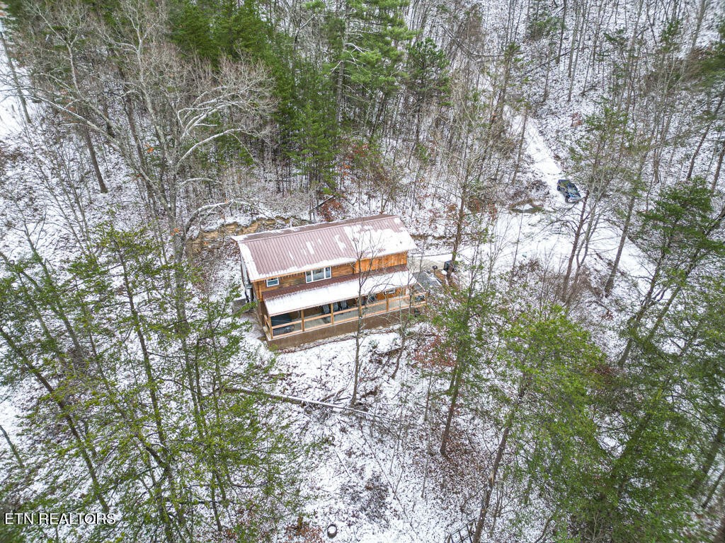 908 Bryan View Road Sevierville, TN 37862 - Photo 5 of 33 Gallery Image 5