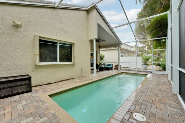 $3,200 | 5959 Durango Drive, Lake Worth, FL 33449