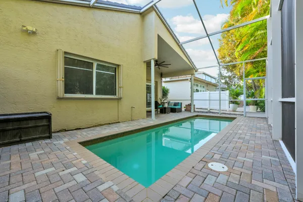 $3,200 | 5959 Durango Drive, Lake Worth, FL 33449