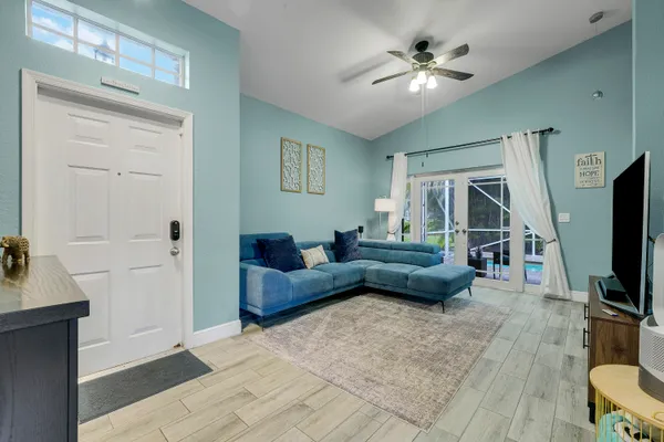$3,200 | 5959 Durango Drive, Lake Worth, FL 33449