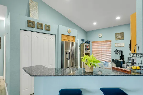$3,200 | 5959 Durango Drive, Lake Worth, FL 33449