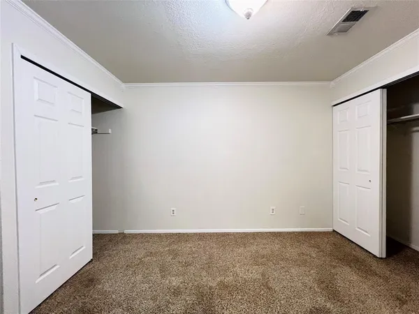 $1,925 | 5759 Cedar Creek Drive, Benbrook, TX 76109
