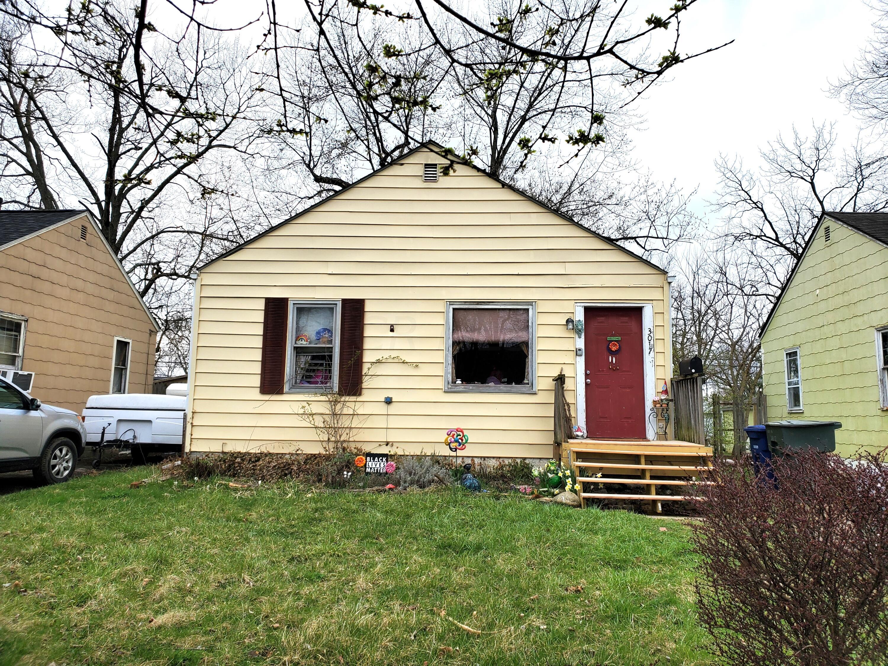 3017 Howey Road Columbus, OH 43224 - Photo 1 of 30 20220406_132841